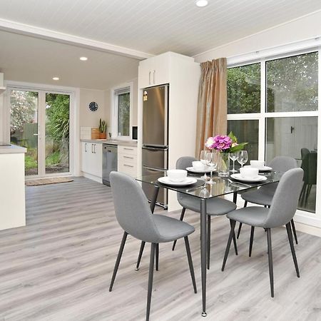 Albemarle Villa - Christchurch Holiday Homes Eksteriør bilde