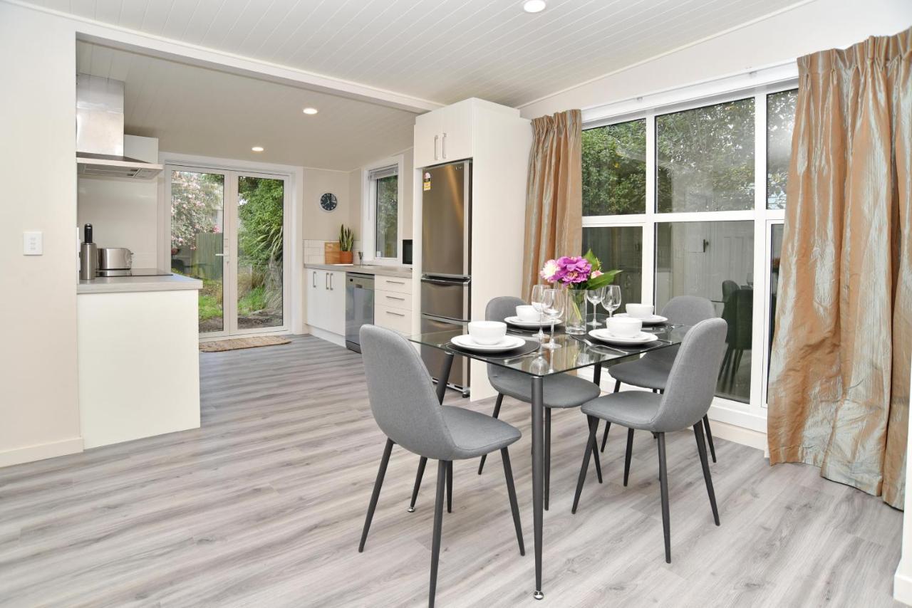 Albemarle Villa - Christchurch Holiday Homes Eksteriør bilde